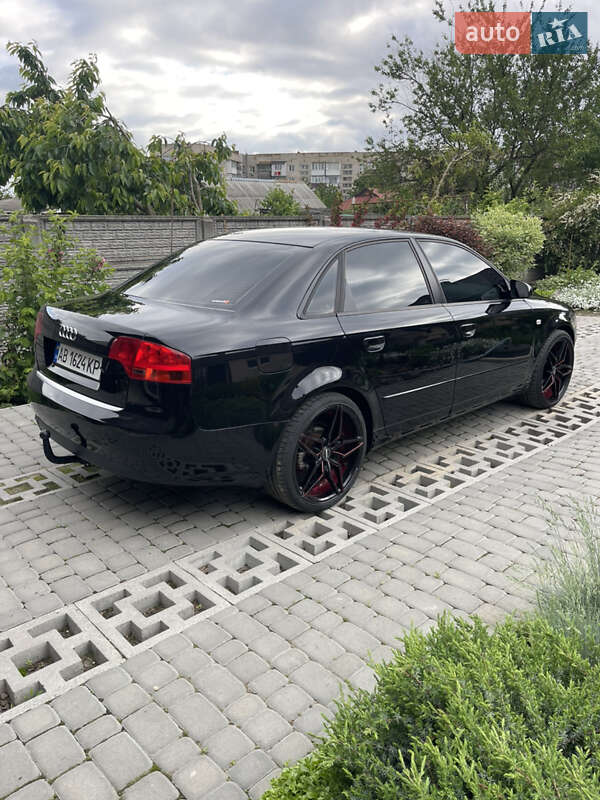 Седан Audi A4 2006 в Гнивани
