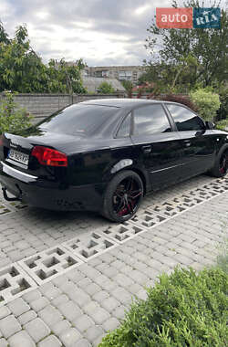 Седан Audi A4 2006 в 