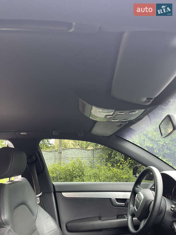 Седан Audi A4 2006 в Гнивани