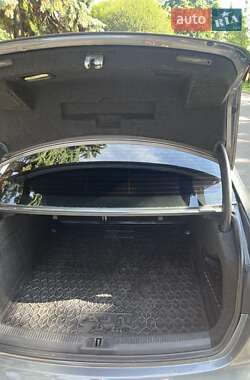 Седан Audi A4 2012 в Полтаве
