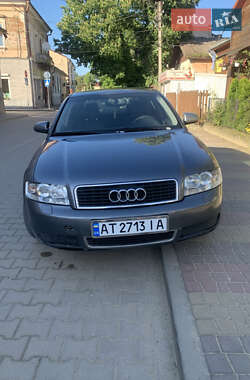 Седан Audi A4 2001 в Вижниці