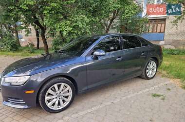 Седан Audi A4 2017 в 