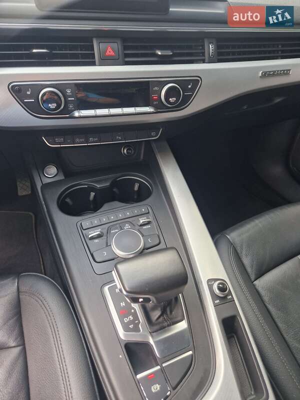 Седан Audi A4 2017 в Николаеве