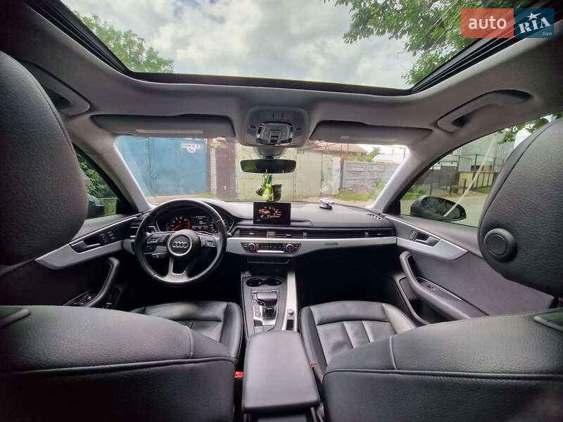 Седан Audi A4 2017 в Николаеве