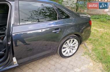 Седан Audi A4 2017 в 