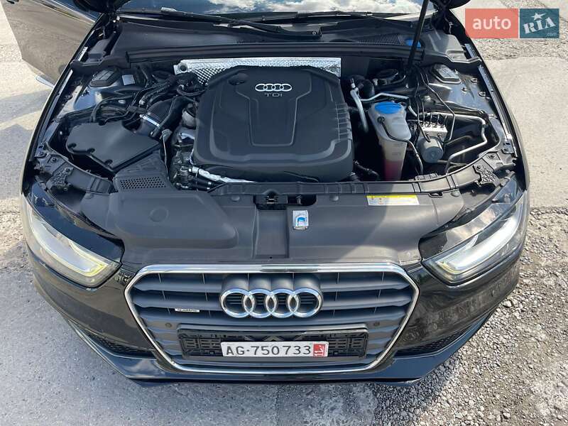 Универсал Audi A4 2015 в Ужгороде