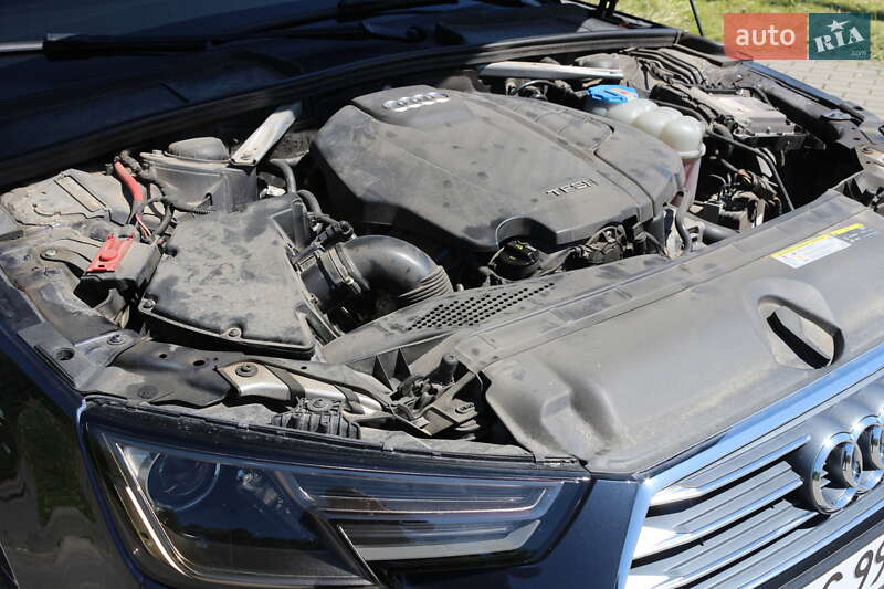 Седан Audi A4 2017 в Львове