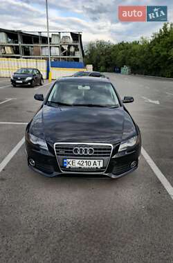 Седан Audi A4 2009 в 