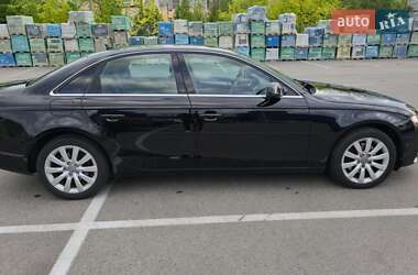 Седан Audi A4 2009 в 