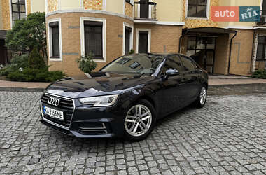 Седан Audi A4 2016 в 