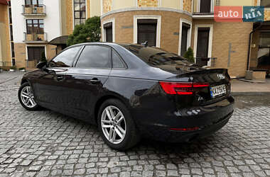 Седан Audi A4 2016 в 