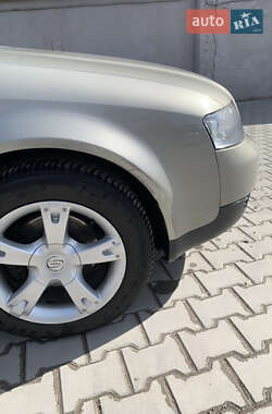 Седан Audi A4 2001 в 