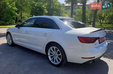 Седан Audi A4 2016 в 