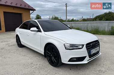 Седан Audi A4 2014 в Коломые