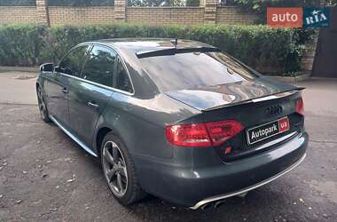 Седан Audi A4 2011 в 