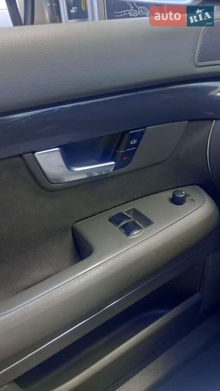 Седан Audi A4 2001 в Черкассах