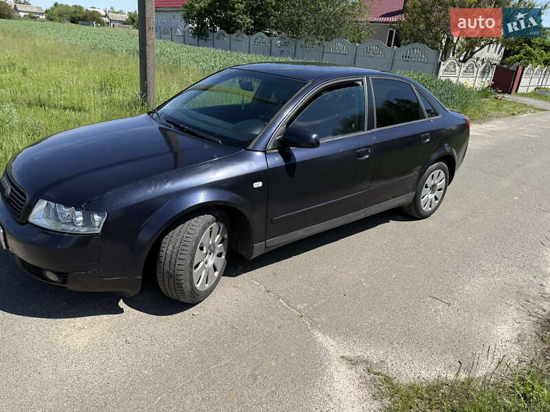 Седан Audi A4 2002 в Киеве