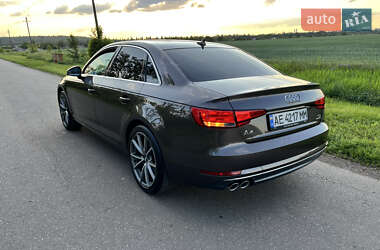 Седан Audi A4 2016 в 