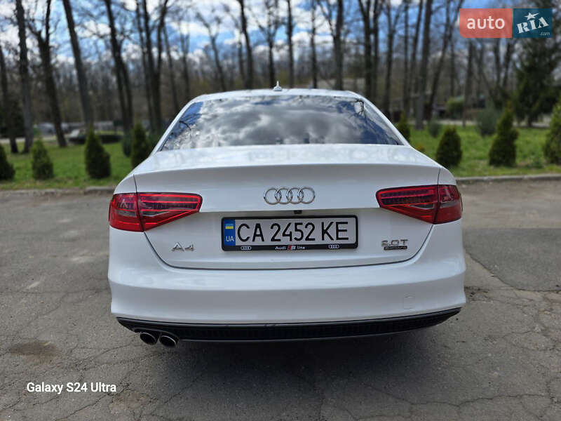 Седан Audi A4 2015 в Умані