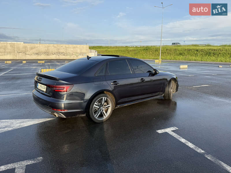 Седан Audi A4 2017 в Львове