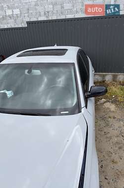 Седан Audi A4 2014 в 