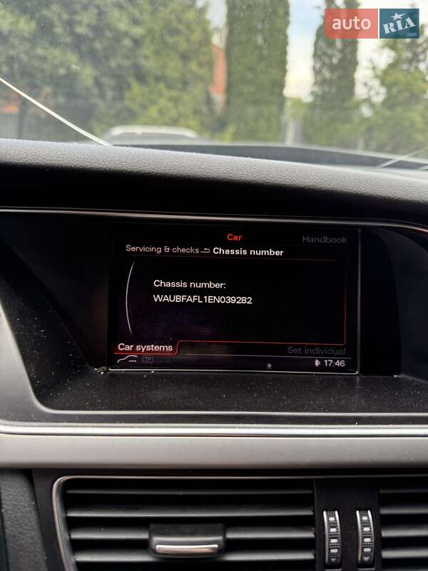 Седан Audi A4 2014 в Львові