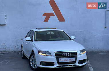 Седан Audi A4 2009 в 