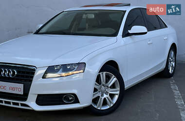 Седан Audi A4 2009 в 