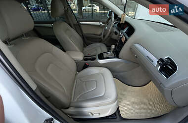 Седан Audi A4 2009 в 