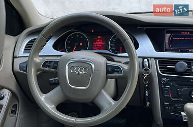 Седан Audi A4 2009 в 