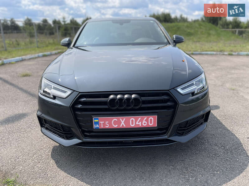 Седан Audi A4 2017 в Ровно