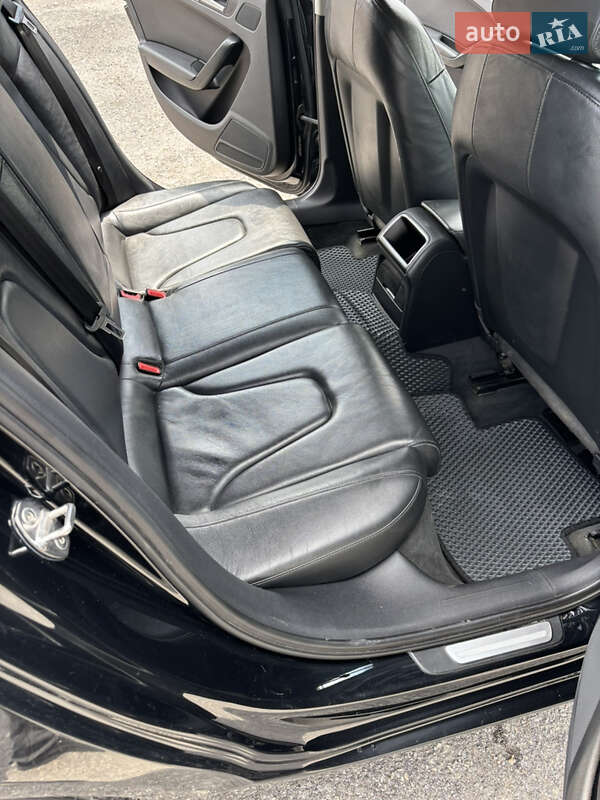 Універсал Audi A4 2012 в Тернополі