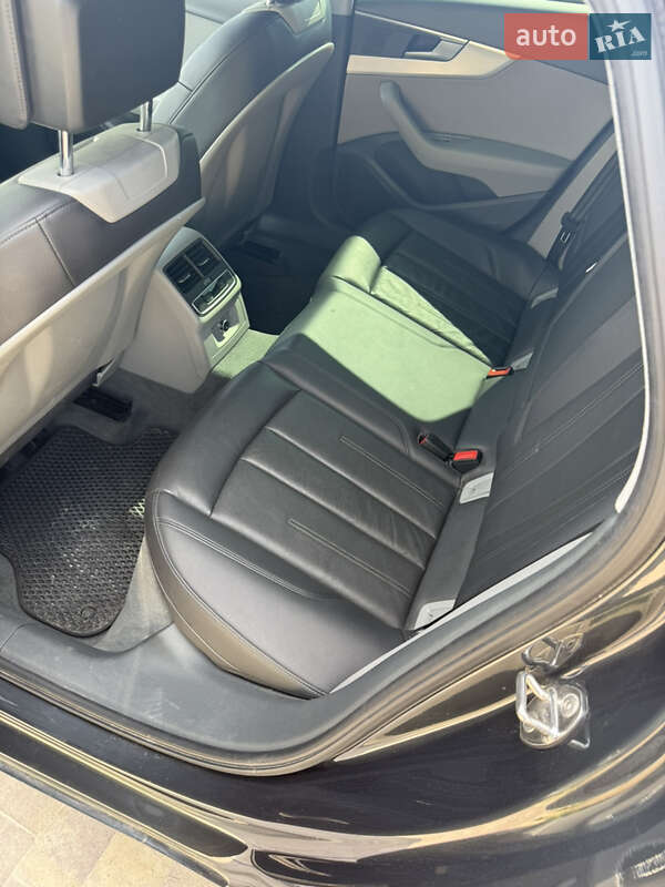 Седан Audi A4 2017 в Тернополе