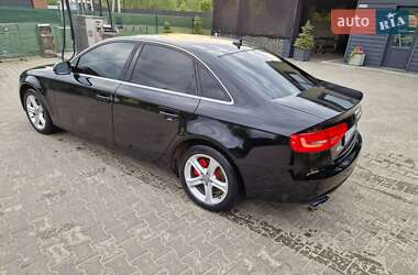 Седан Audi A4 2013 в 