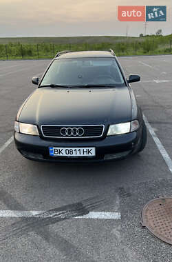 Универсал Audi A4 1997 в 