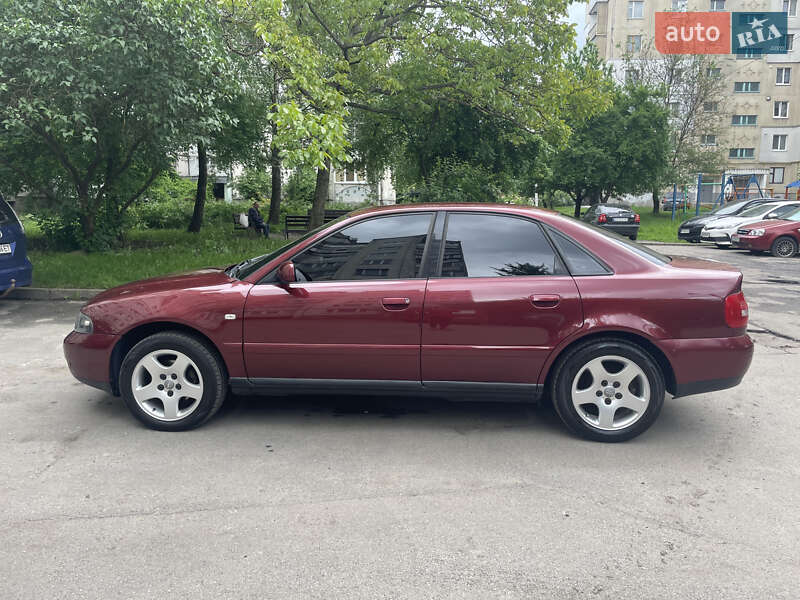 Седан Audi A4 1999 в Хмельницком