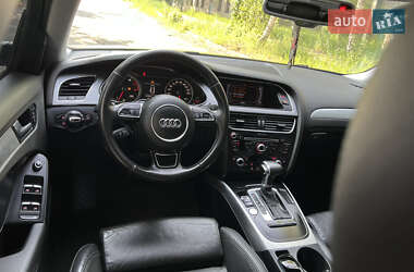 Седан Audi A4 2012 в 