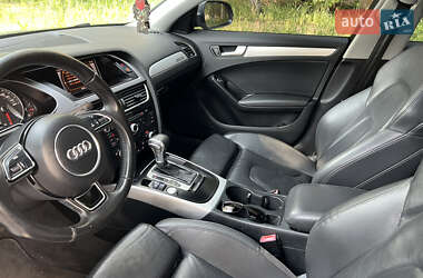 Седан Audi A4 2012 в 