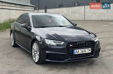 Седан Audi A4 2016 в 