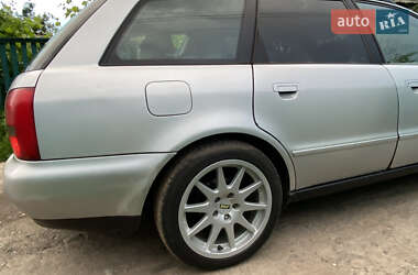 Универсал Audi A4 1997 в 