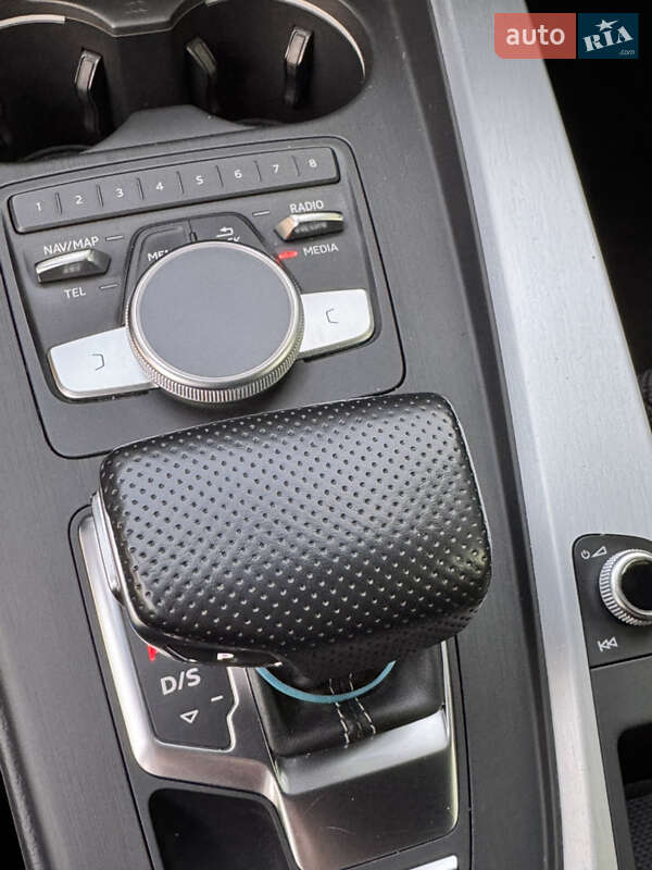 Универсал Audi A4 2016 в Днепре