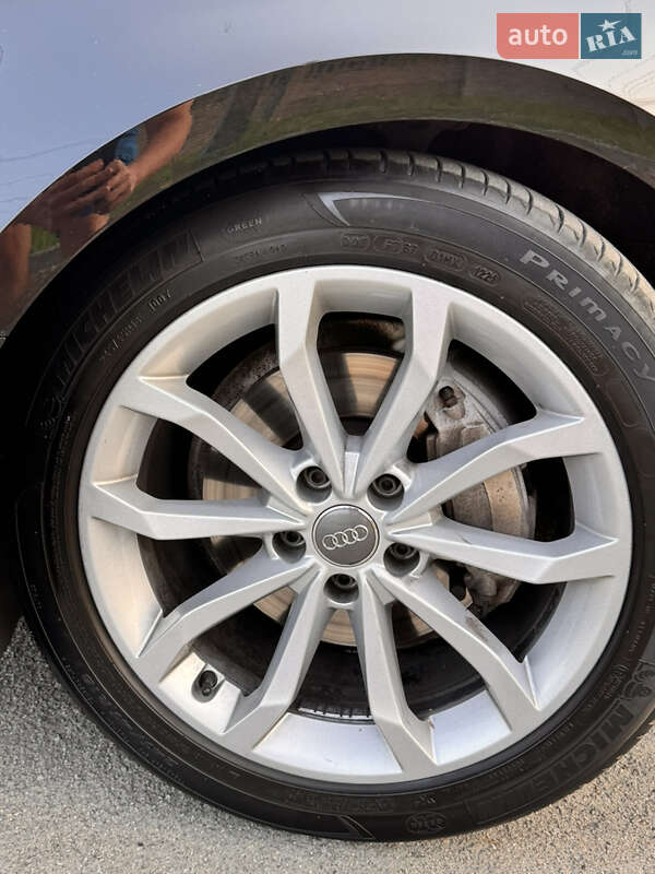 Универсал Audi A4 2016 в Днепре