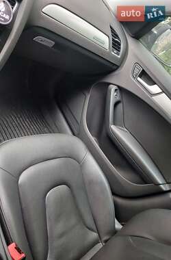 Седан Audi A4 2012 в 