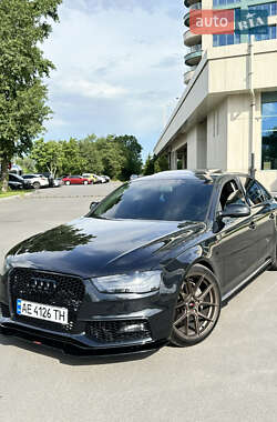 Седан Audi A4 2014 в 