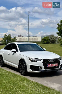 Седан Audi A4 2017 в 