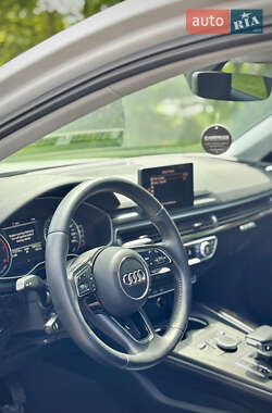 Седан Audi A4 2017 в 