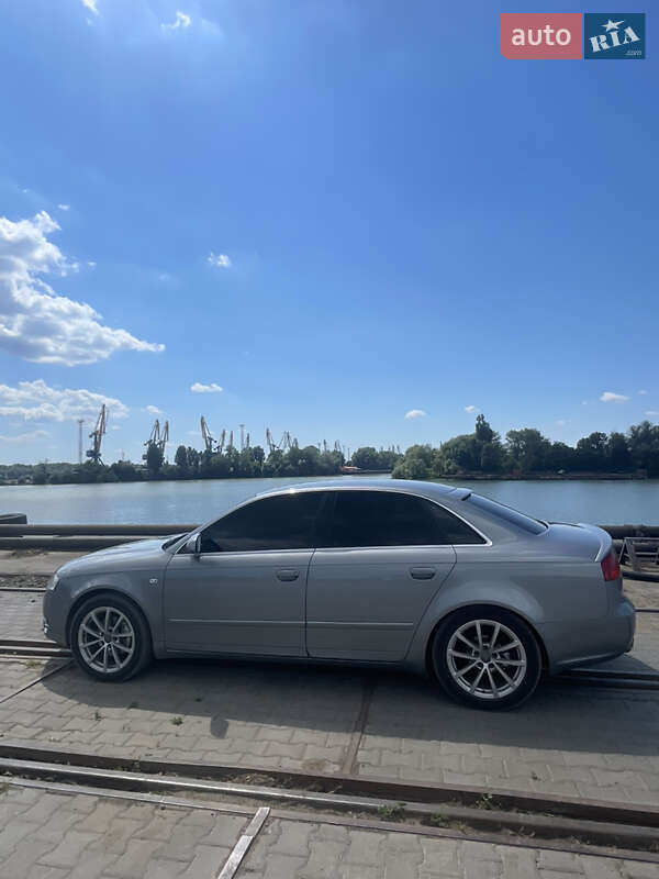 Седан Audi A4 2005 в Измаиле