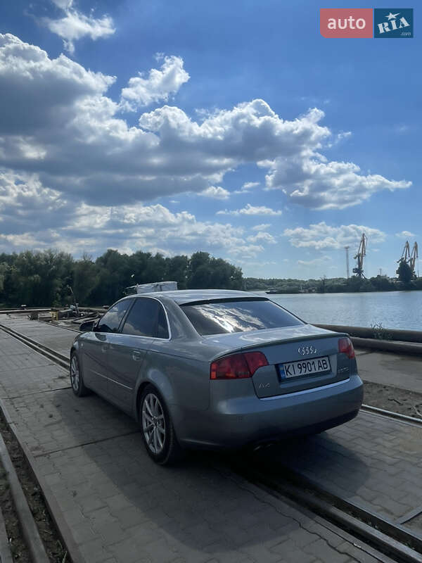 Седан Audi A4 2005 в Измаиле