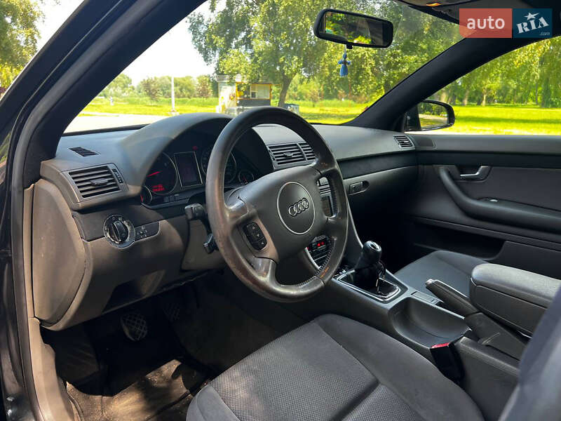 Универсал Audi A4 2001 в Киеве