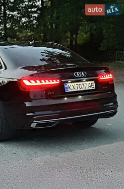 Седан Audi A4 2020 в 